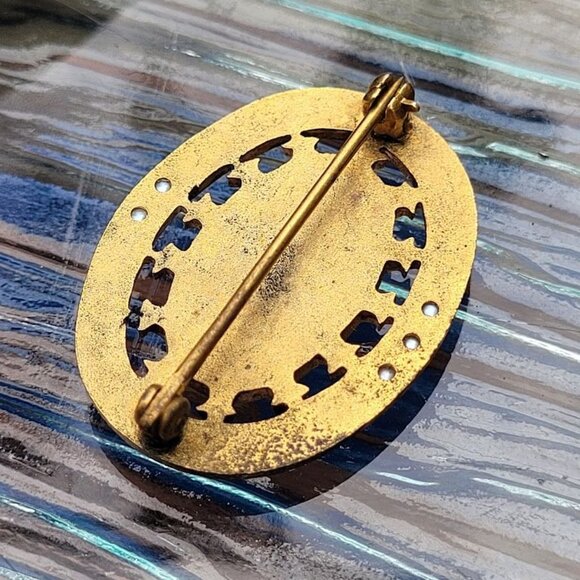 VTG 60s PJA Southwest Stewardess Gold Tone Pin Brooch Enamel Pearl Airplane Fly - Picture 3 of 4